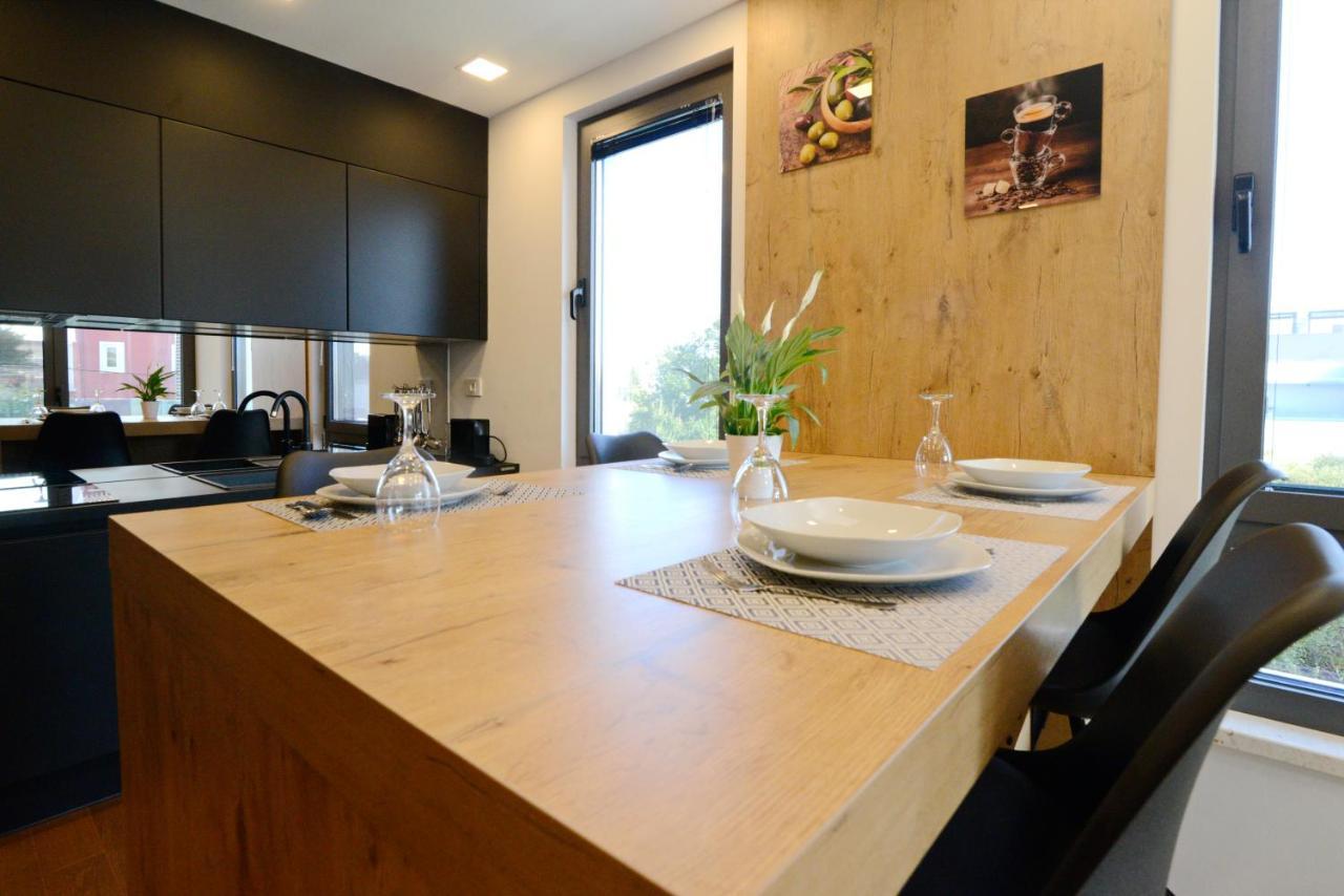 Апартаменты Novi Apartman Beti Blizu Plaze S Besplatnim Parkingom, Puntamika - Задар Экстерьер фото